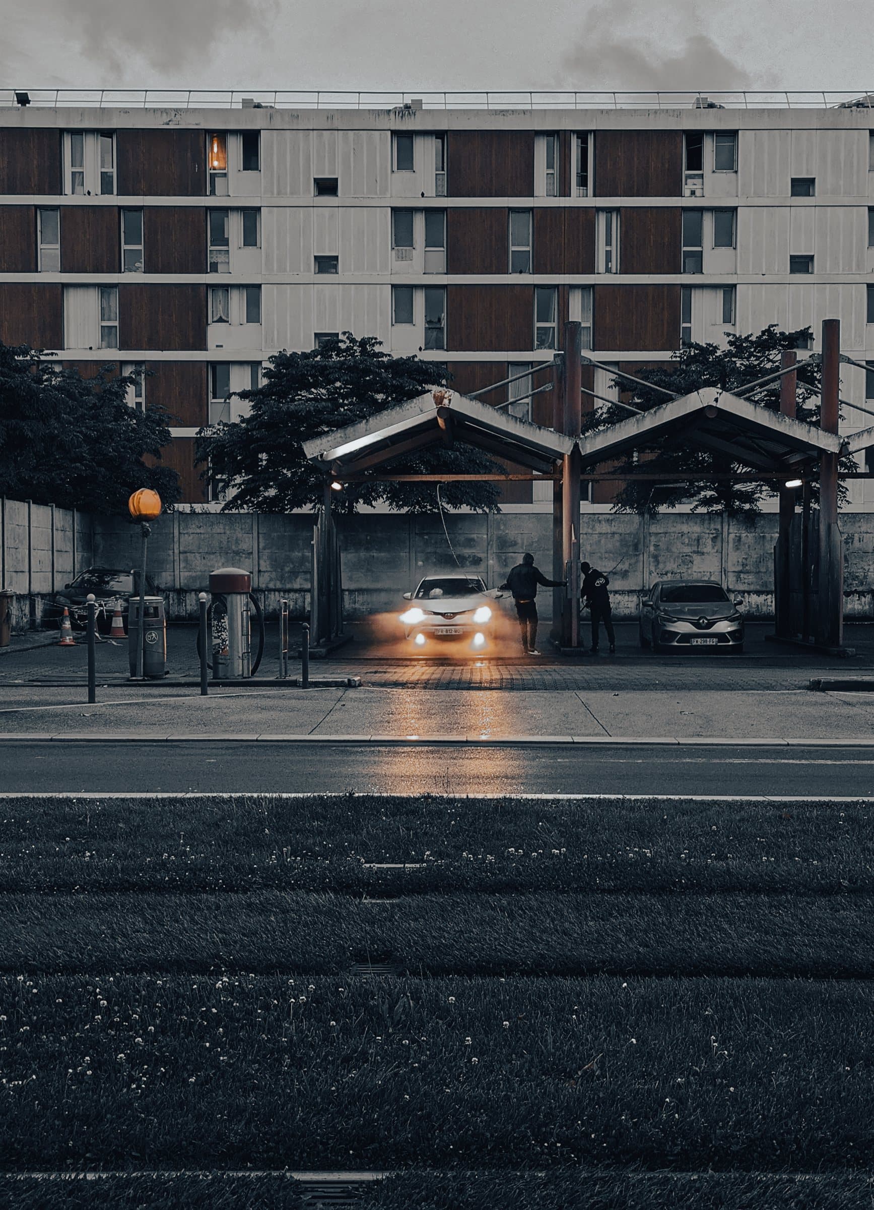 Car wash, dusk